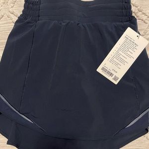 Lululemon Hotty Hot HR Skirt